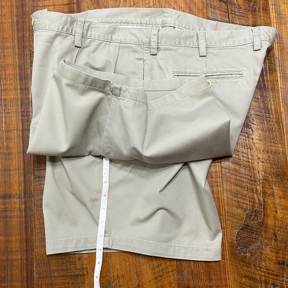 Men’s Nautica Pleated Front Khaki Shorts, Size 38 - Picture 9 of 12